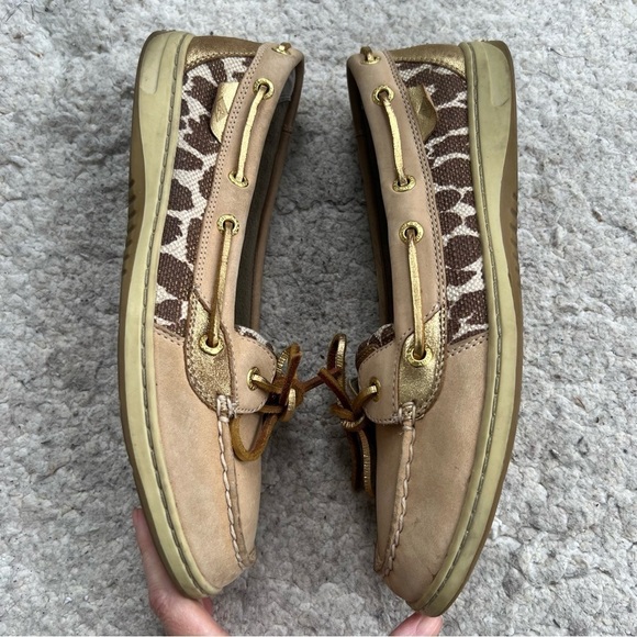 Sperry: Tan Suede, Textle Giraffe Print Metallic Gold Leather Boat Shoes Size 9M - Picture 3 of 9